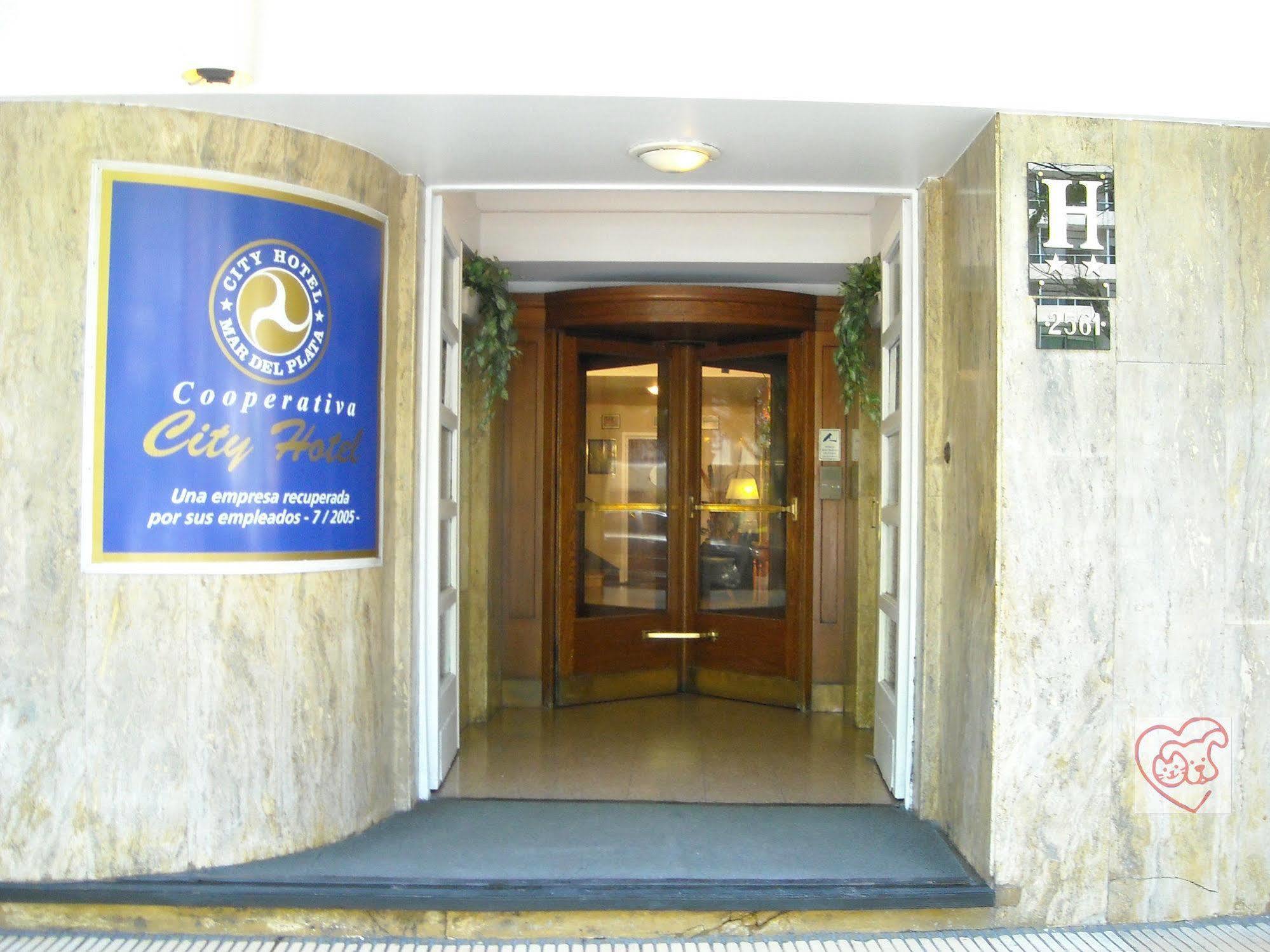City Hotel Mar Del Plata Bagian luar foto